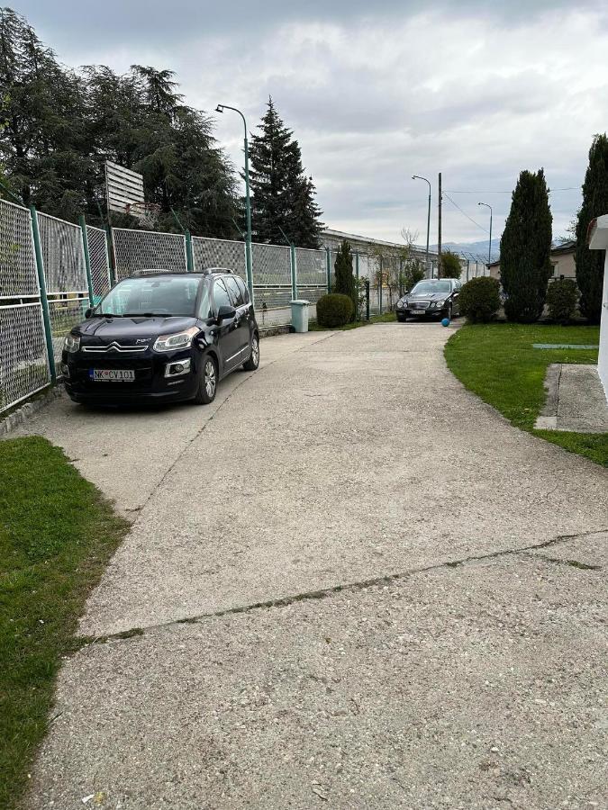 Apartmani Emily & Jully Nikšić Exterior foto